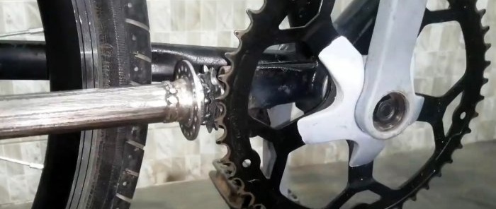 Come convertire una bicicletta da trasmissione a catena a trasmissione a cardano