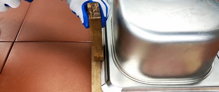 Cách làm bếp củi đơn giản từ bồn rửa bát