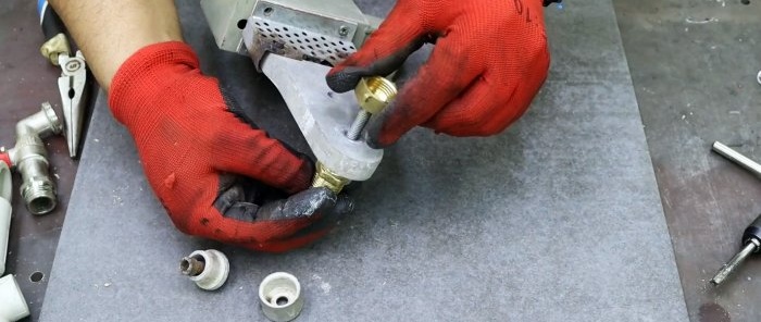 Cara membuat muncung pemotong benang untuk paip PP Bekalan air yang boleh ditanggalkan sendiri