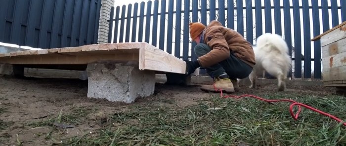 Kaip sukurti šiltą šunų namelį su „Wi-Fi“ valdymu