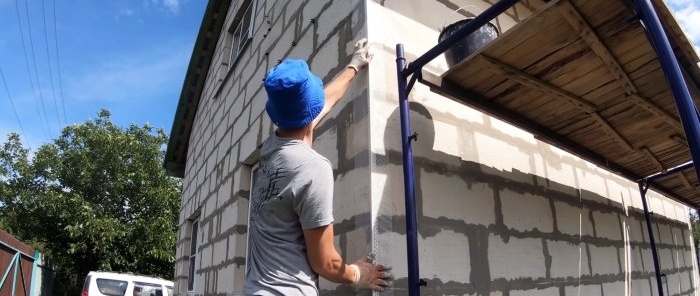 Easy and quick facade finishing of aerated concrete to look like brick