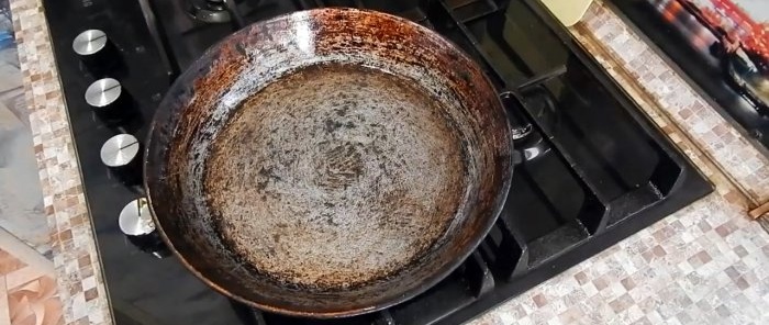 En metode fra et sovjetisk magasin om hvordan man lager en stekepanne non-stick