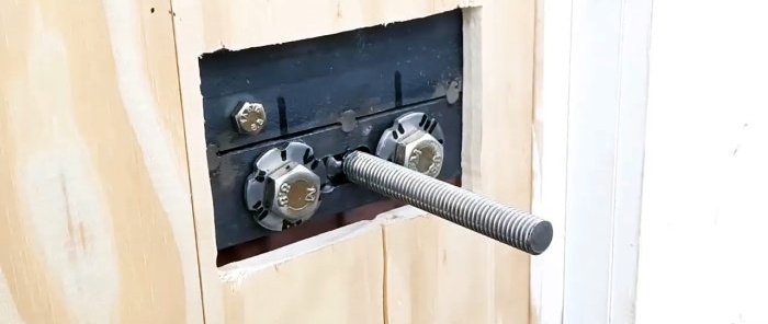 Δύσκολο μάνδαλο πόρτας με μηχανισμό κωδικού