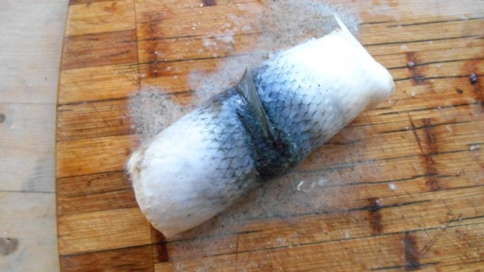 Haring op een uiterst smakelijke manier zouten: 3 droge zoutmethodes