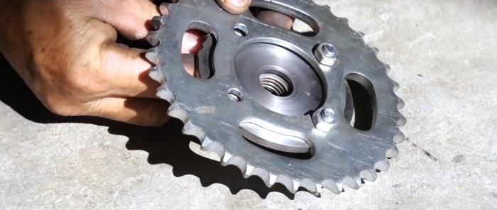 Ako vyrobiť zdvihák z brúsky reťaze motorky, prevodovky a ozubených kolies