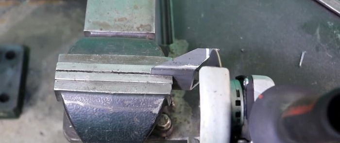 איך להכין צירי דלת מצינור פרופיל במהירות וללא ריתוך