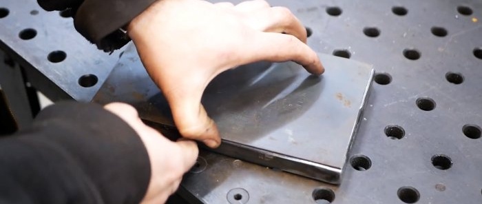 Jak vyrobit naviják na základě převodového motoru stěrače čelního skla automobilu