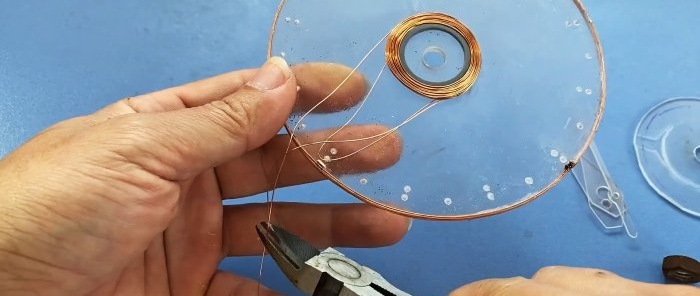 How to make an LED watch with wireless backlighting of hands and dial