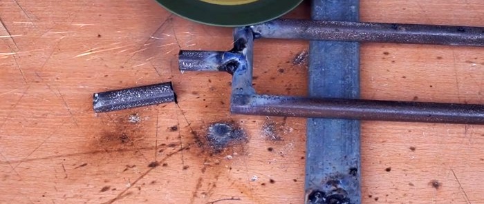4 mm çelik telden zincir bağlantı ağının dokunması için bir cihaz nasıl yapılır