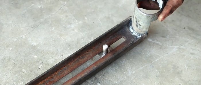 Comment fabriquer un accessoire amovible pour une perceuse qui la transformera en toupie pour couper des cercles en bois