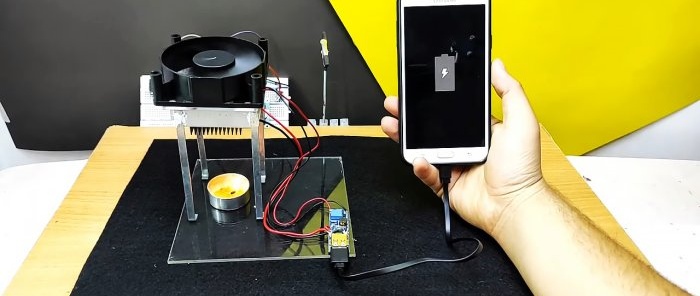 Ako vyrobiť termoelektrický generátor a nabíjať telefón teplom sviečky