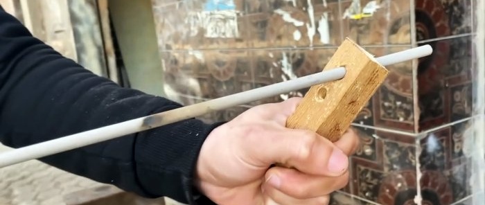 Cómo enseñar a un soldador novato a sujetar un electrodo y realizar soldaduras de alta calidad