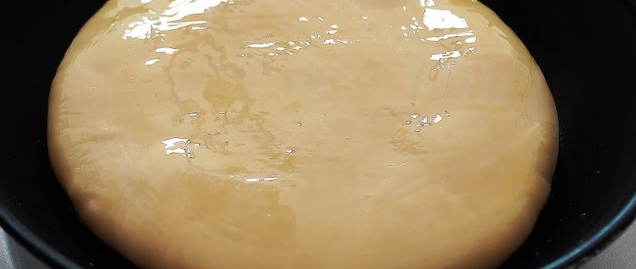 Како направити колач од сира и кромпира у тигању без квасца и јаја