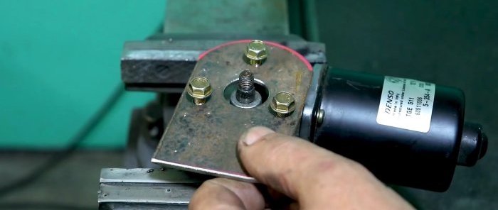 Ako vyrobiť stroj na výrobu reťazového pletiva