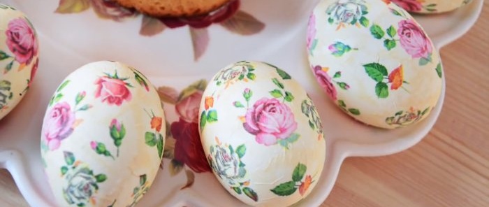 So dekorieren Sie ganz einfach Eier ohne Aufkleber und sparen dabei Geld