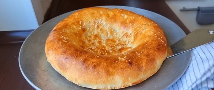 Una receta increíble para hacer pan plano uzbeko en la estufa sin tandoor ni horno