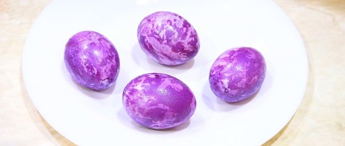 Aconseguiràs la primera vegada Com tenyir fàcilment ous per Pasqua utilitzant tints naturals i tots els disponibles