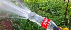 How to make a garden sprinkler from a PET bottle