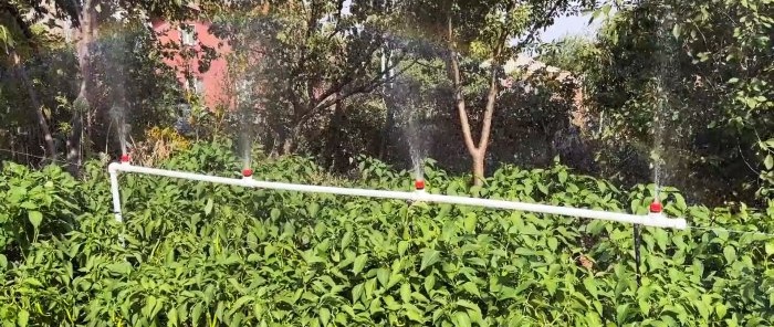 Efficient garden sprinkler made from PP pipes and PET bottles