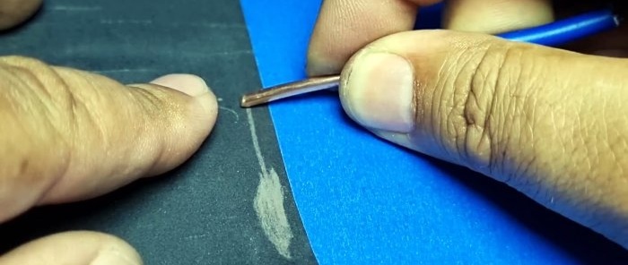Cara cepat membuat besi pematerian daripada pensel 5 V