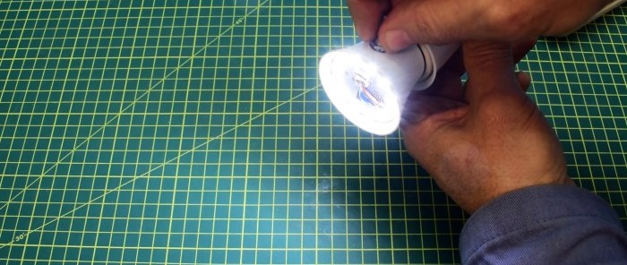 Jak přidat ovládání jasu do LED lampy