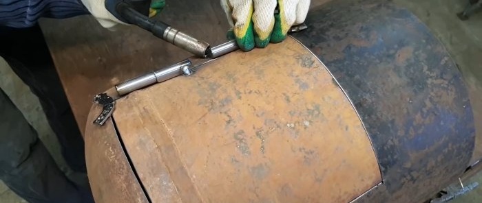 Bir gaz silindirinden kazan için soba nasıl yapılır