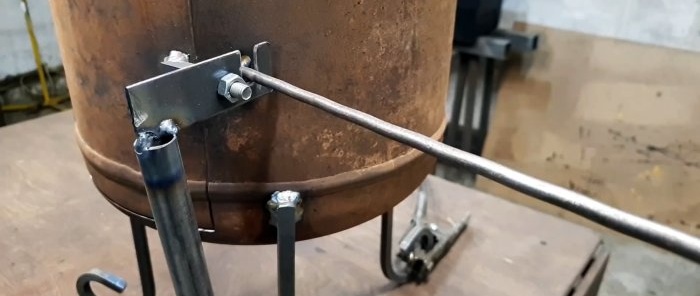 Kako napraviti štednjak za kotao iz plinske boce