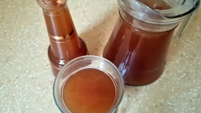 Den rimeligste og deiligste kvass laget av svart brød