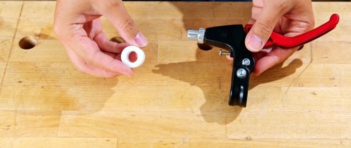 Cómo mover o extender un botón de taladro sin desmontarlo
