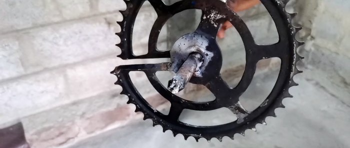 How to make a drill from a bicycle sprocket Manual or mechanized