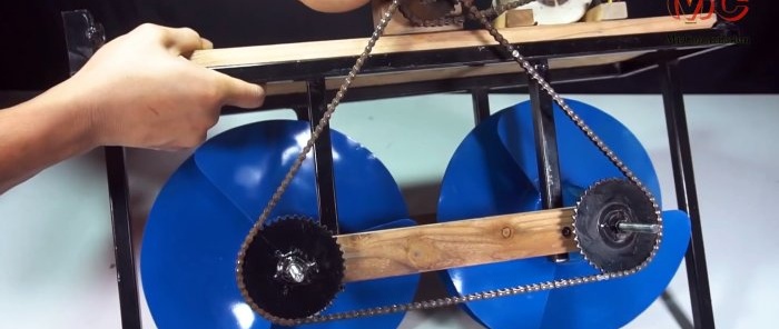 Ako vyrobiť mini vodnú elektráreň s 2 vrtuľami