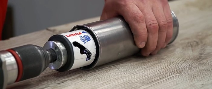 Πώς να φτιάξετε ένα μίνι αμμοβολή χρησιμοποιώντας ένα δοχείο αεροζόλ