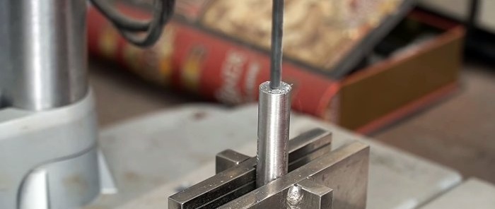 Ako vyrobiť mini pieskovač pomocou aerosólovej plechovky