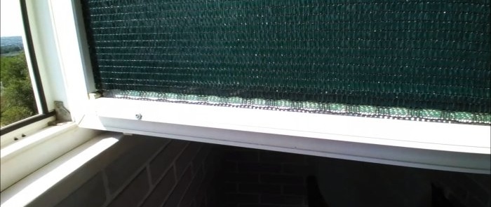 How to protect a balcony or room from direct sunlight in the summer heat using a mosquito net