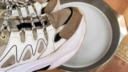 An effective way to clean white sneakers using dishwasher tablets
