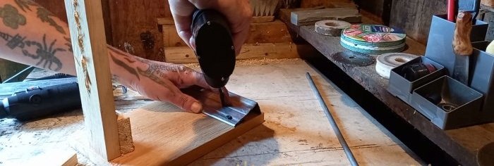 Как да сглобите точило за ножове, като използвате само скрап материали