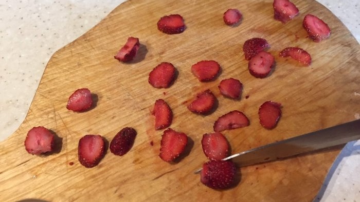 איך לייבש נכון תותים בתנור