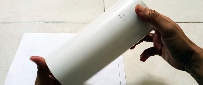 Como fazer uma luminária de jardim moderna por alguns centavos com tubo de PVC