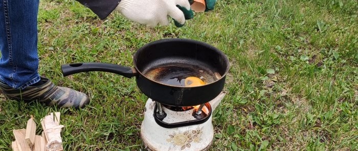Great idea on how to make a portable stove out of an old kettle