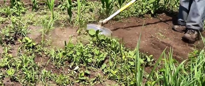 การทำเครื่องตัดหญ้าเพื่อควบคุมวัชพืช
