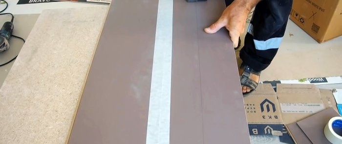 Cách làm cửa dốc sang trọng từ tấm laminate thông thường