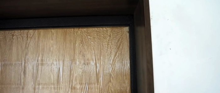 Како направити шик косине улазних врата од обичног ламината