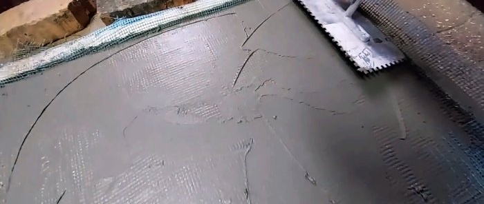 Paano gumawa ng matibay at mainit na pinto mula sa polystyrene foam