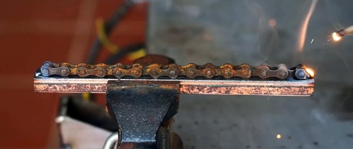 Com fer un tensor de cadena amb peces de bicicletes