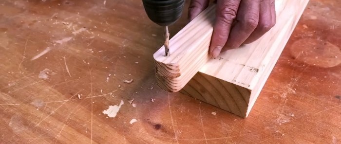 Jak zrobić składaną drabinę z drewna