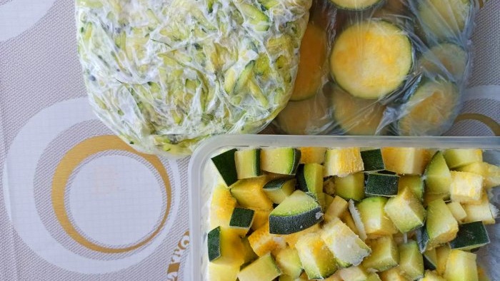 Freezing zucchini for the winter 4 ways