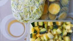 Zucchini beku untuk musim sejuk: 4 cara