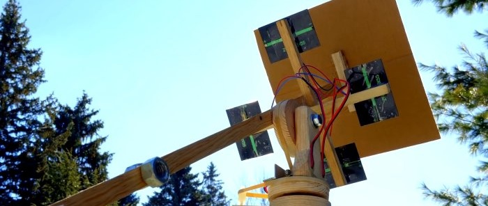 Sistem automat de urmărire a soarelui fără electronică