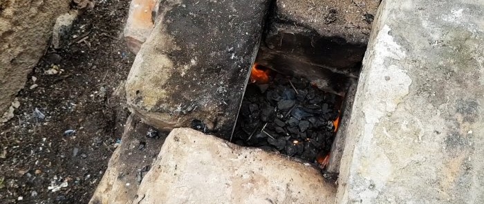 Cómo fundir latas de aluminio en lingotes en casa.