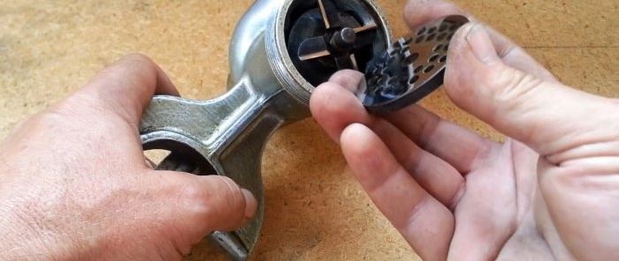 The meat grinder will cut the thread if you sharpen it in the right way